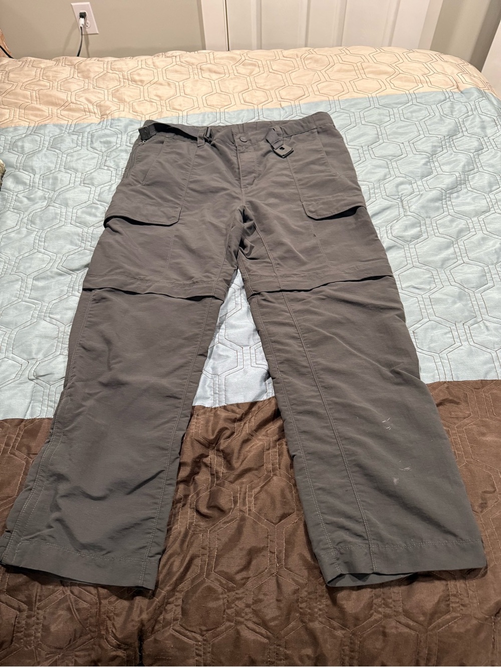 The North Face Mens Regular Paramount Trail Gray Short Convertible Pant Size M